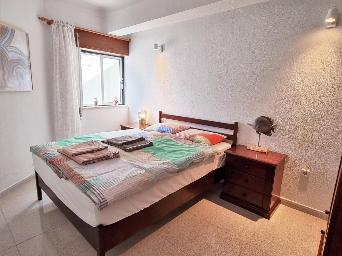 Casa Mar E Sol, New Apartment Near The Beach With Balcony Sesimbra Bagian luar foto
