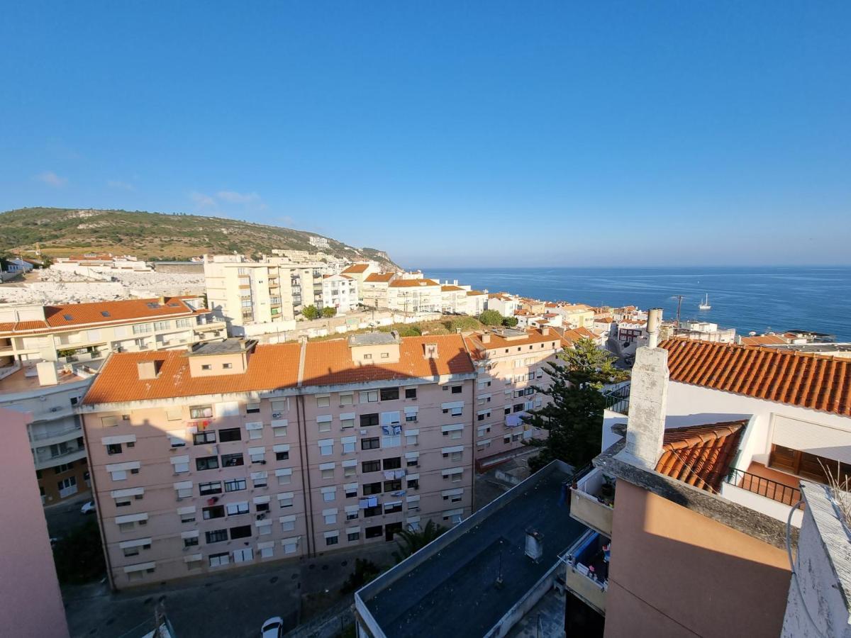 Casa Mar E Sol, New Apartment Near The Beach With Balcony Sesimbra Bagian luar foto