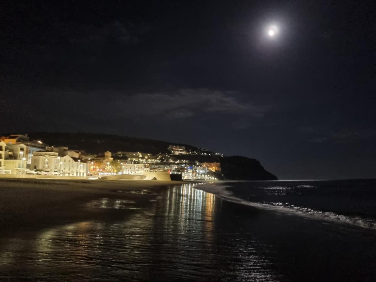 Casa Mar E Sol, New Apartment Near The Beach With Balcony Sesimbra Bagian luar foto